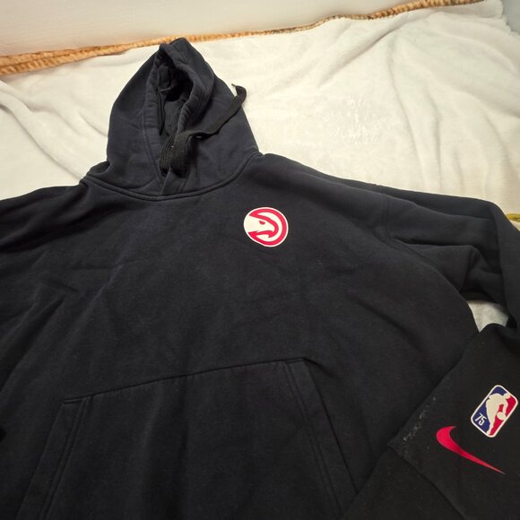 Atlanta Hawks Nike NBA Hoodie Cropped Black Pullover Sweatshirt size M - Picture 3 of 9